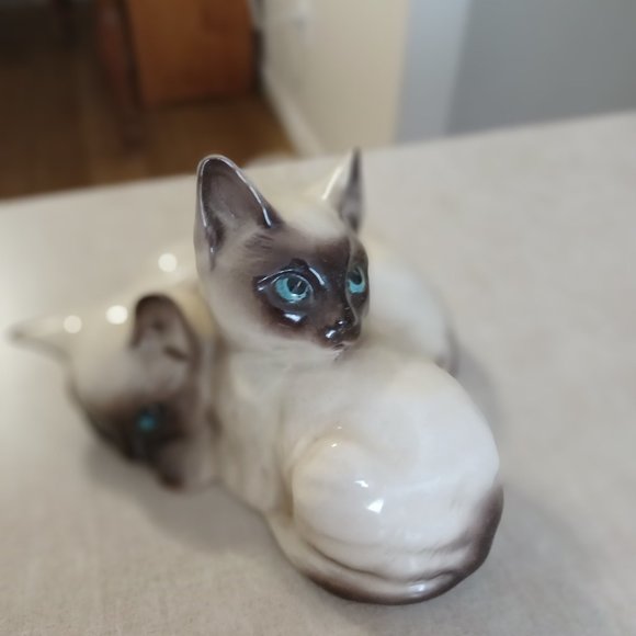 Royal Doulton Siamese cats - Picture 1 of 6